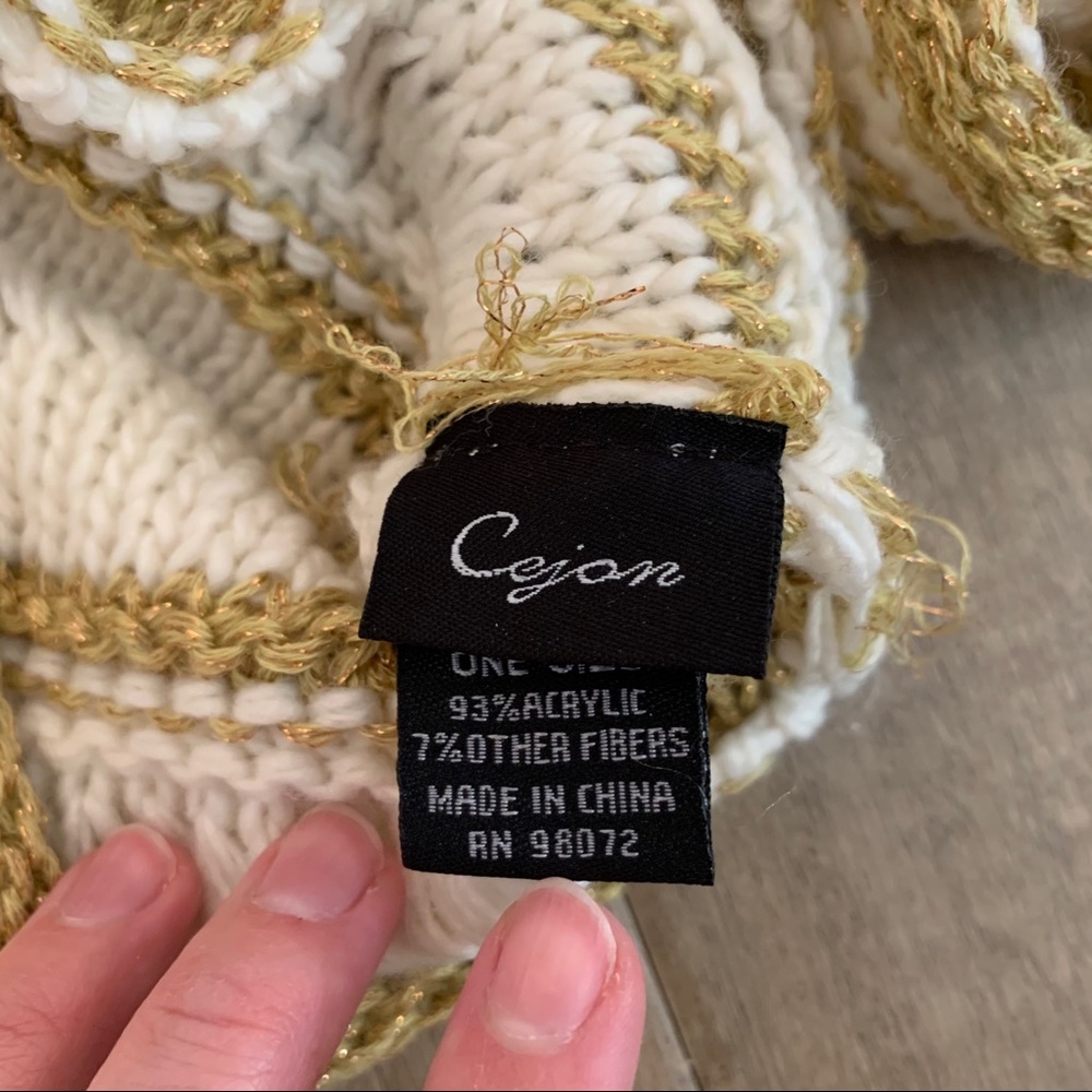 Striped Cowl Scarf - Picture 3 of 3